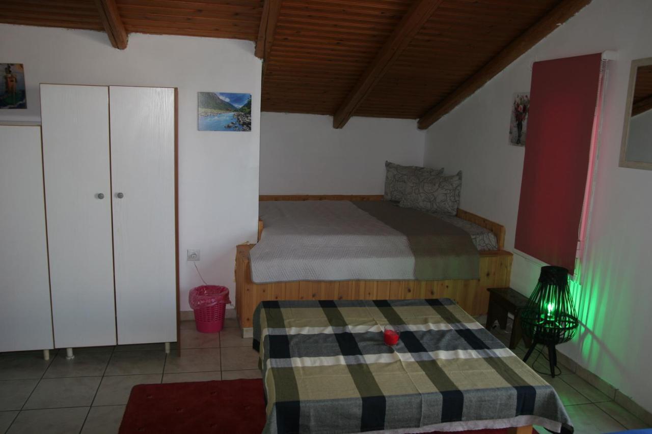 Appartement Ρήγας: Όμορφα Στο Μεσολόγγι. Δ2 Extérieur photo